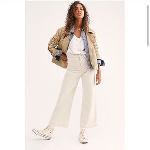 Levi’s Wellthread Hemp Ribcage Wide Leg Crop Jean